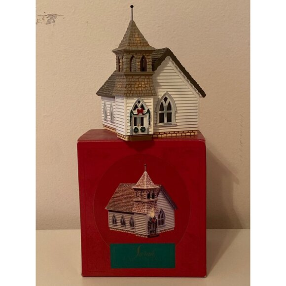 Sarah Plain and Tall LOT 4 Hallmark Holiday Christmas Village Houses 1994 - Picture 6 of 16